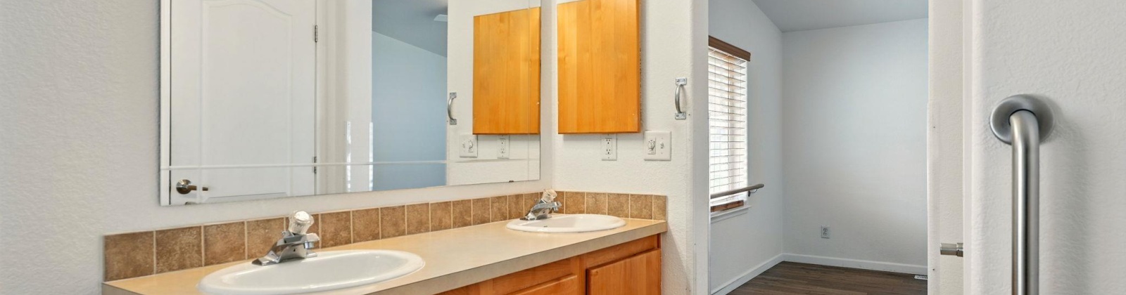 Columbia Center Blvd #28, Kennewick, Washington 99336, 3 Bedrooms Bedrooms, 0 ,2 BathroomsBathrooms,Manufactured Homes,For Sale,Columbia Center Blvd #28,0,284307