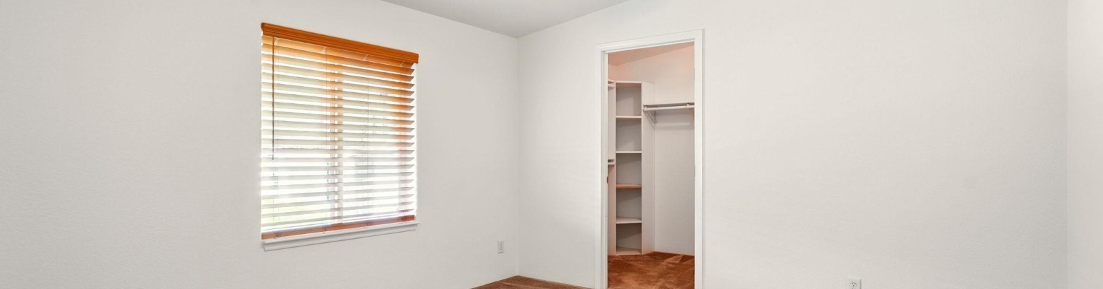 Columbia Center Blvd #28, Kennewick, Washington 99336, 3 Bedrooms Bedrooms, 0 ,2 BathroomsBathrooms,Manufactured Homes,For Sale,Columbia Center Blvd #28,0,284307