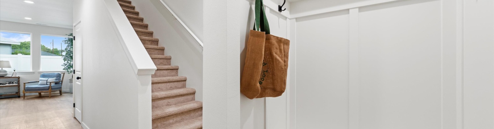 6th Place, Kennewick, Washington 99336, 3 Bedrooms Bedrooms, 0 ,3 BathroomsBathrooms,Condos/townhomes,For Sale,6th Place,0,284331