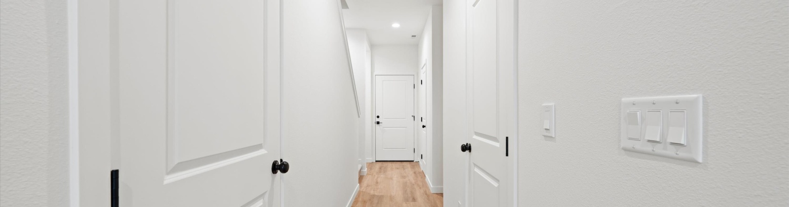 6th Place, Kennewick, Washington 99336, 3 Bedrooms Bedrooms, 0 ,3 BathroomsBathrooms,Condos/townhomes,For Sale,6th Place,0,284331