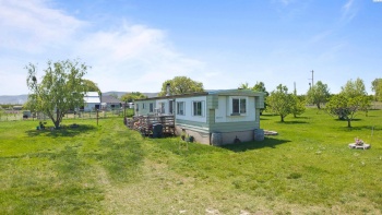 Frazier Road, Benton City, Washington 99320, 2 Bedrooms Bedrooms, ,1 BathroomBathrooms,Manufactured-owned Lot,For Sale,Frazier Road,283841