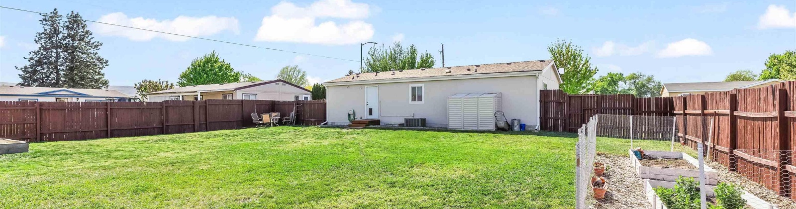 61st Avenue, Yakima, Washington 98903, 3 Bedrooms Bedrooms, ,2 BathroomsBathrooms,Manufactured-owned Lot,For Sale,61st Avenue,283858