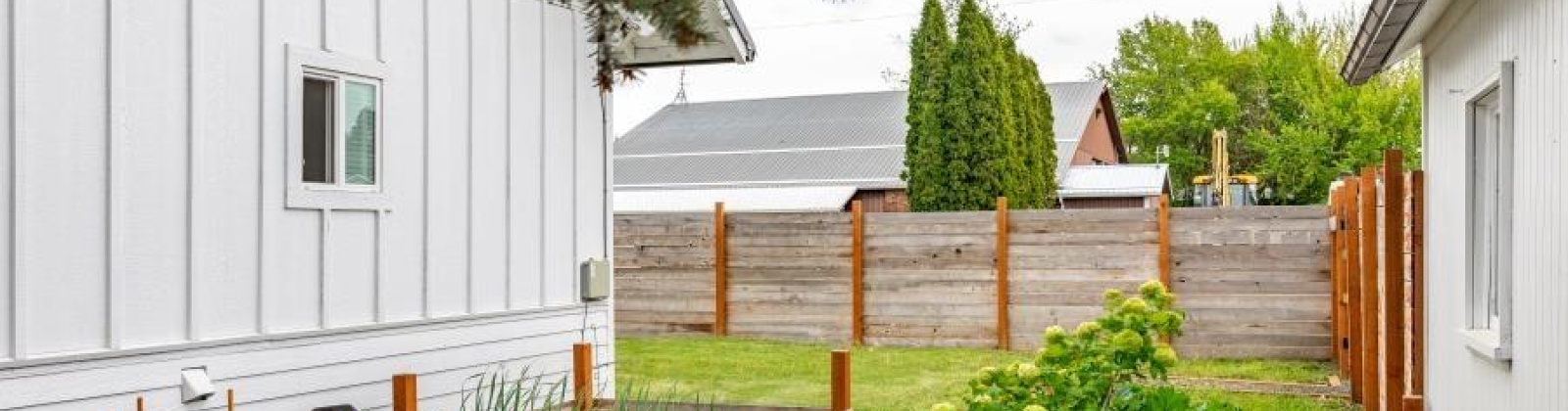 California, Garfield, Washington 99130, 3 Bedrooms Bedrooms, ,2 BathroomsBathrooms,For Sale,California,284393