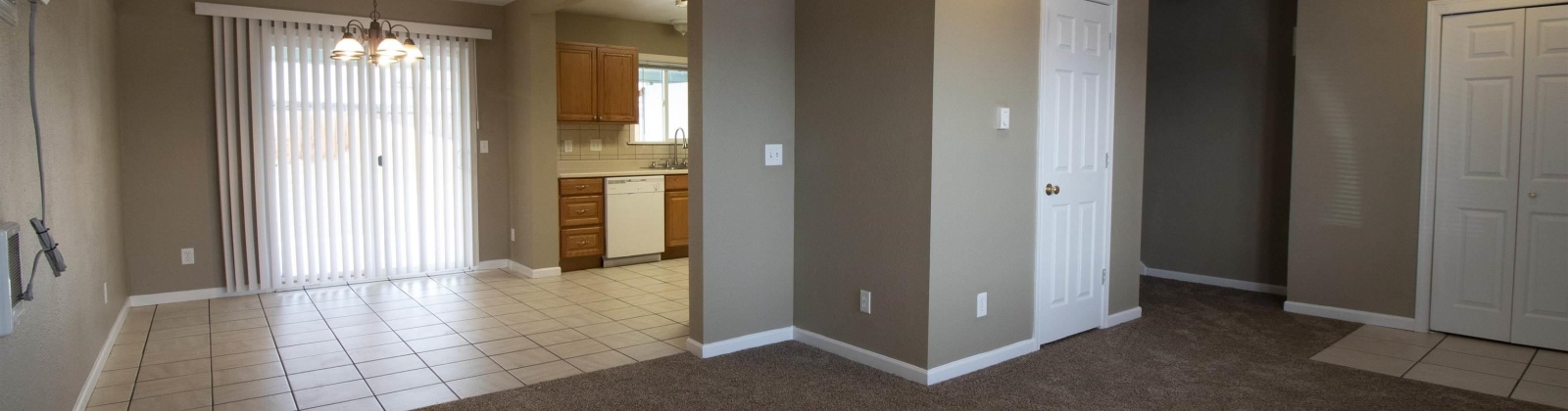 Jadwin Avenue, Richland, Washington 99354, 4 Bedrooms Bedrooms, ,2 BathroomsBathrooms,Site Built-owned Lot,For Rent,Jadwin Avenue,284410
