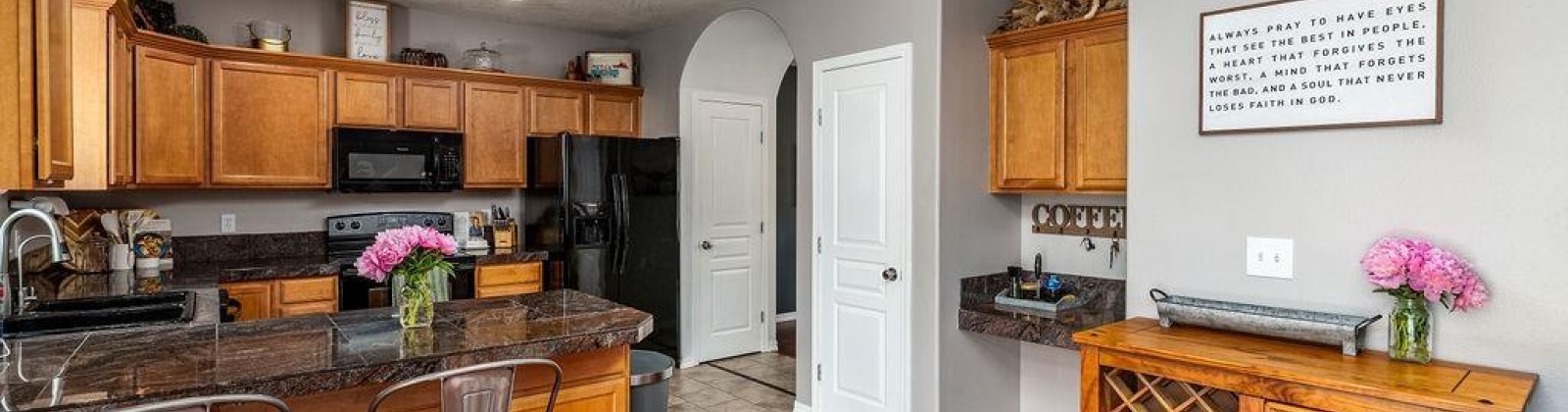 Desert Dove Loop, West Richland, Washington 99353, 3 Bedrooms Bedrooms, ,3 BathroomsBathrooms,For Sale,Desert Dove Loop,284421