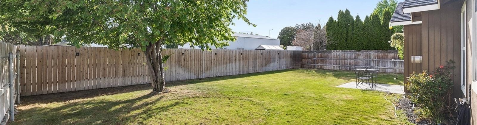 4th Place, Kennewick, Washington 99336, 3 Bedrooms Bedrooms, ,2 BathroomsBathrooms,Site Built-owned Lot,For Sale,4th Place,283899