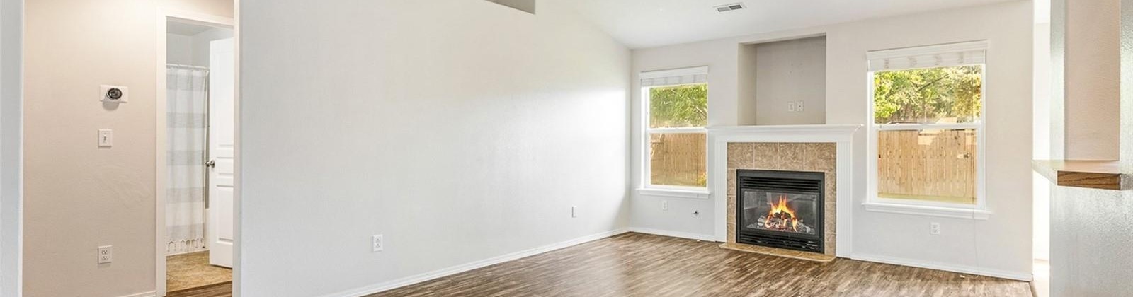 4th Place, Kennewick, Washington 99336, 3 Bedrooms Bedrooms, ,2 BathroomsBathrooms,Site Built-owned Lot,For Sale,4th Place,283899