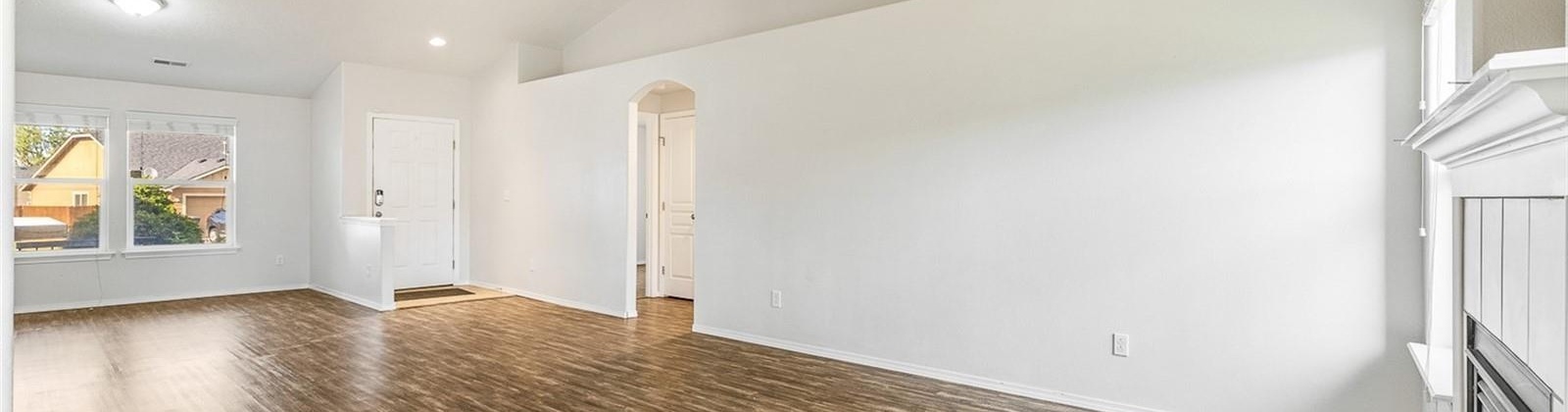 4th Place, Kennewick, Washington 99336, 3 Bedrooms Bedrooms, ,2 BathroomsBathrooms,Site Built-owned Lot,For Sale,4th Place,283899