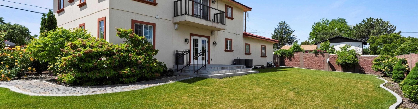 Canal Dr, Kennewick, Washington 99336, 4 Bedrooms Bedrooms, 0 ,3 BathroomsBathrooms,Houses,For Sale,Canal Dr,0,284423