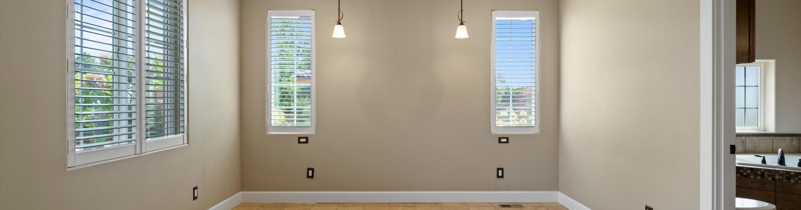 Canal Dr, Kennewick, Washington 99336, 4 Bedrooms Bedrooms, 0 ,3 BathroomsBathrooms,Houses,For Sale,Canal Dr,0,284423