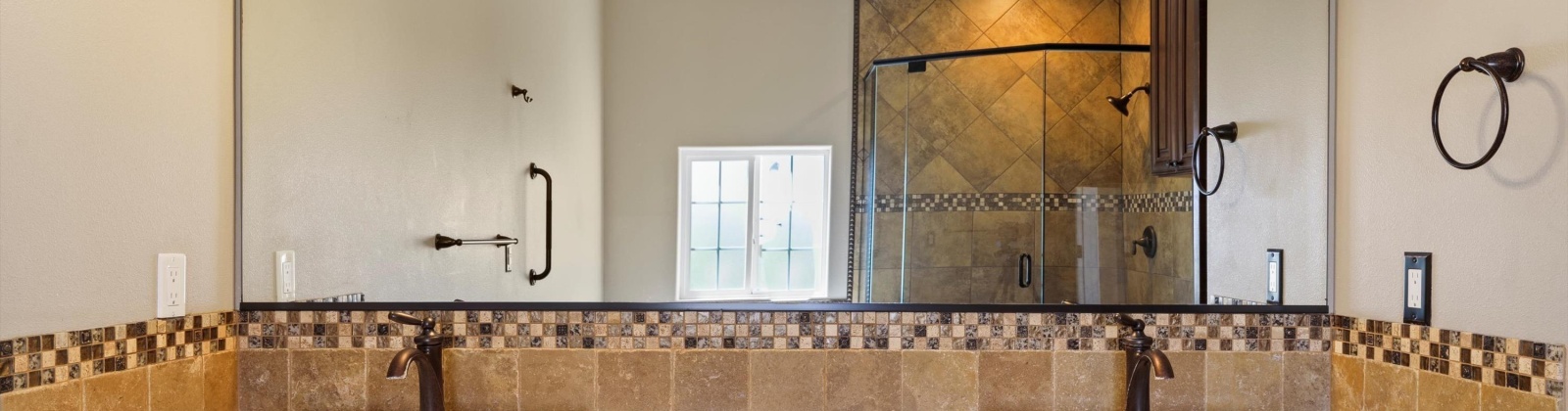 Canal Dr, Kennewick, Washington 99336, 4 Bedrooms Bedrooms, 0 ,3 BathroomsBathrooms,Houses,For Sale,Canal Dr,0,284423