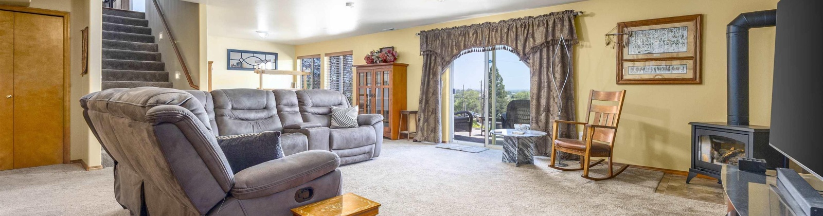 Fir St, Kennewick, Washington 99337, 4 Bedrooms Bedrooms, ,3 BathroomsBathrooms,Site Built-owned Lot,For Sale,Fir St,283901