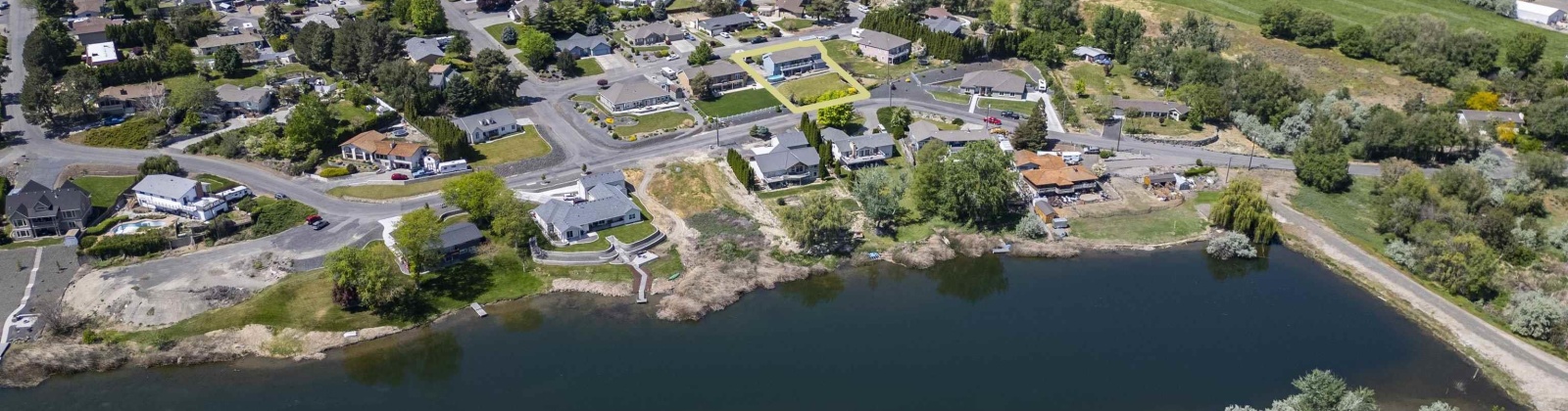Fir St, Kennewick, Washington 99337, 4 Bedrooms Bedrooms, ,3 BathroomsBathrooms,Site Built-owned Lot,For Sale,Fir St,283901