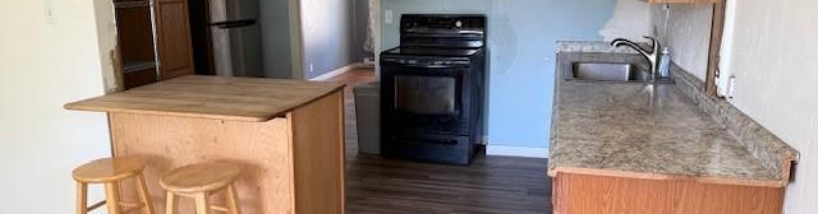 Yelm St, Kennewick, Washington 99336, 2 Bedrooms Bedrooms, ,1 BathroomBathrooms,Site Built-owned Lot,For Sale,Yelm St,283903