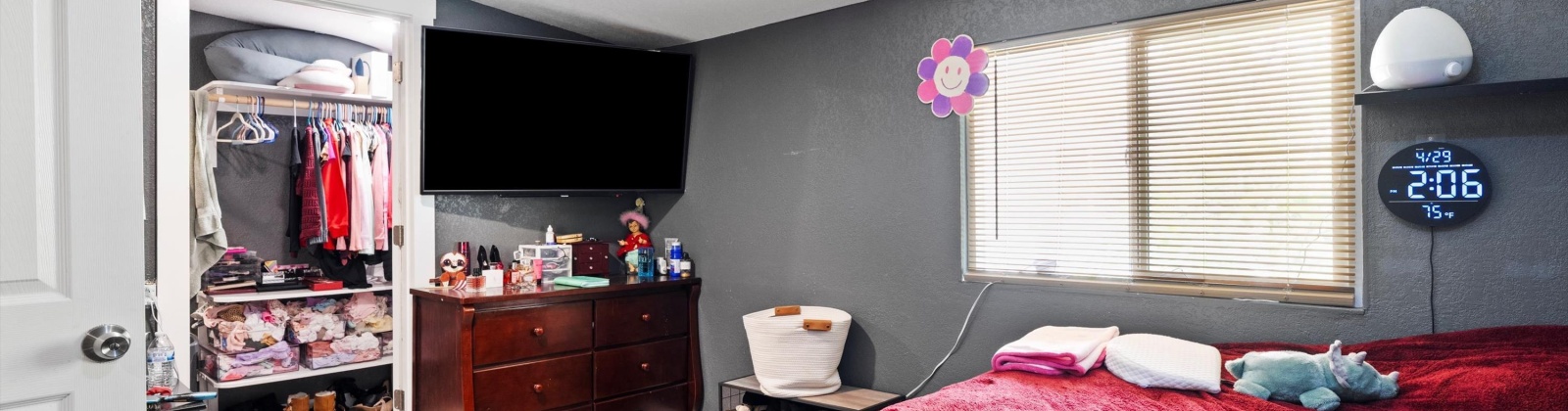 Log Lane, Richland, Washington 99354, 3 Bedrooms Bedrooms, ,1 BathroomBathrooms,For Sale,Log Lane,283912