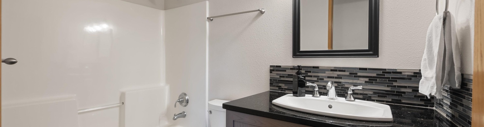 Sonoran Dr, Richland, Washington 99354, 4 Bedrooms Bedrooms, ,3 BathroomsBathrooms,For Sale,Sonoran Dr,283937