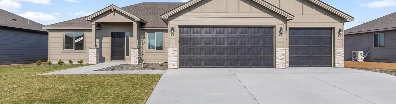 Brooks Ave, Pasco, Washington 99301, 4 Bedrooms Bedrooms, ,2 BathroomsBathrooms,Site Built-owned Lot,For Sale,Brooks Ave,283945