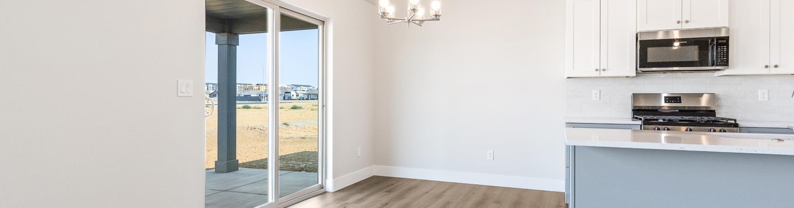Brooks Ave, Pasco, Washington 99301, 4 Bedrooms Bedrooms, ,2 BathroomsBathrooms,Site Built-owned Lot,For Sale,Brooks Ave,283945