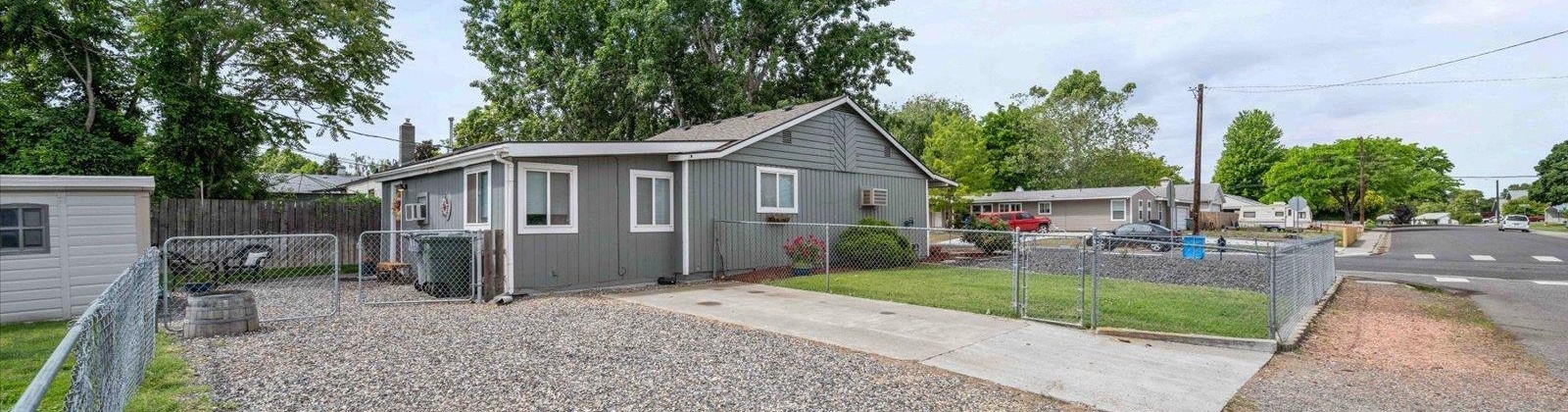 Wright Avenue, Richland, Washington 99352, 3 Bedrooms Bedrooms, ,2 BathroomsBathrooms,For Sale,Wright Avenue,284468