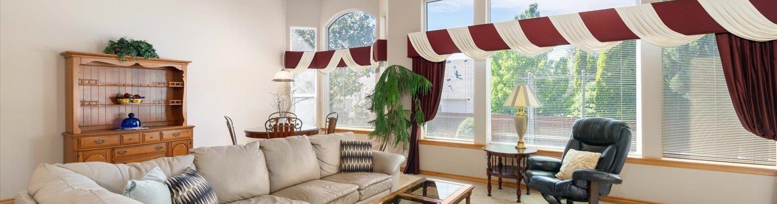 Johnson Street, Kennewick, Washington 99337, 3 Bedrooms Bedrooms, ,3 BathroomsBathrooms,For Sale,Johnson Street,283952