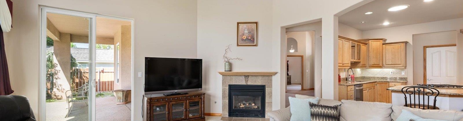Johnson Street, Kennewick, Washington 99337, 3 Bedrooms Bedrooms, ,3 BathroomsBathrooms,For Sale,Johnson Street,283952