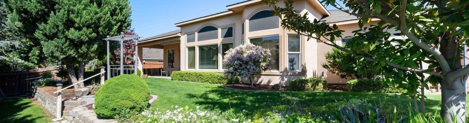 Johnson Street, Kennewick, Washington 99337, 3 Bedrooms Bedrooms, ,3 BathroomsBathrooms,For Sale,Johnson Street,283952