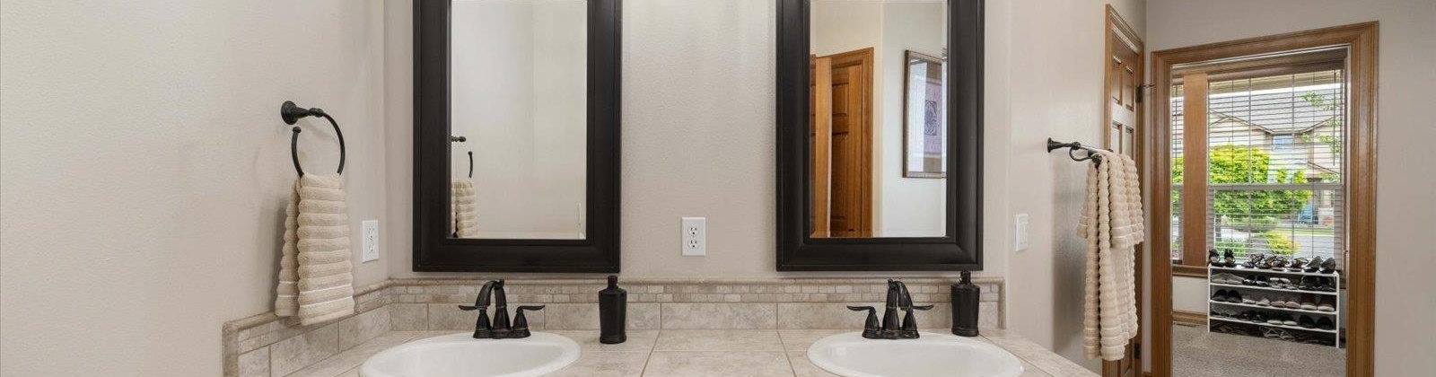 Redrock Ridge Loop, Richland, Washington 99354, 4 Bedrooms Bedrooms, ,3 BathroomsBathrooms,For Sale,Redrock Ridge Loop,284473