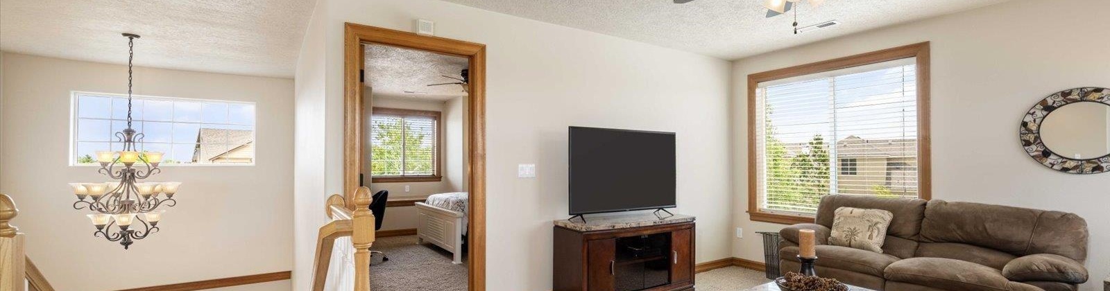 Redrock Ridge Loop, Richland, Washington 99354, 4 Bedrooms Bedrooms, ,3 BathroomsBathrooms,For Sale,Redrock Ridge Loop,284473