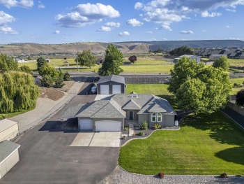 Sagebrush Rd, Kennewick, Washington 99338, 5 Bedrooms Bedrooms, ,3 BathroomsBathrooms,For Sale,Sagebrush Rd,284472