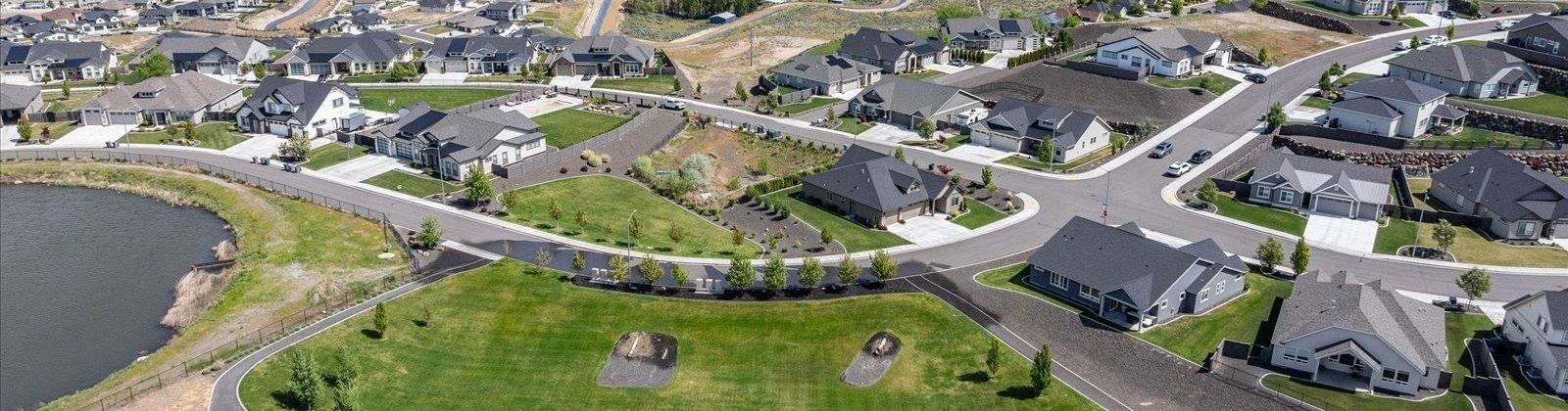 Legacy Lane, Richland, Washington 99352, 4 Bedrooms Bedrooms, ,3 BathroomsBathrooms,For Sale,Legacy Lane,283970