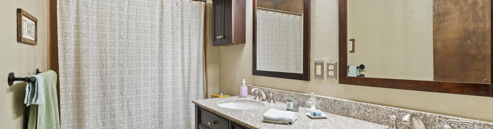Mahan Ave, Richland, Washington 99354, 3 Bedrooms Bedrooms, ,2 BathroomsBathrooms,Condo,For Sale,Mahan Ave,283974