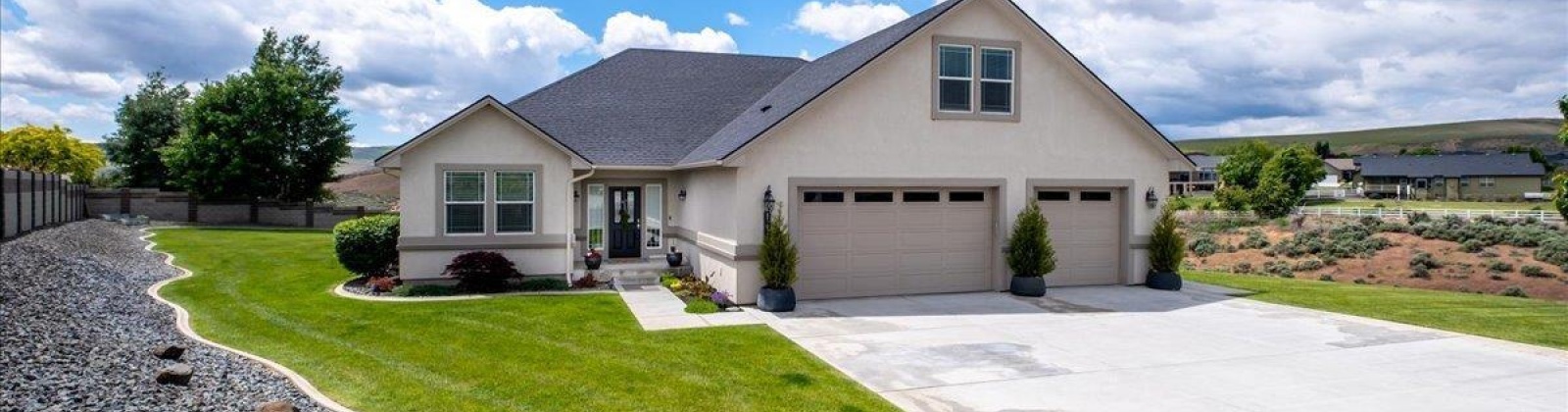 Summit View Dr, Kennewick, Washington 99338, 3 Bedrooms Bedrooms, ,2 BathroomsBathrooms,For Sale,Summit View Dr,284493