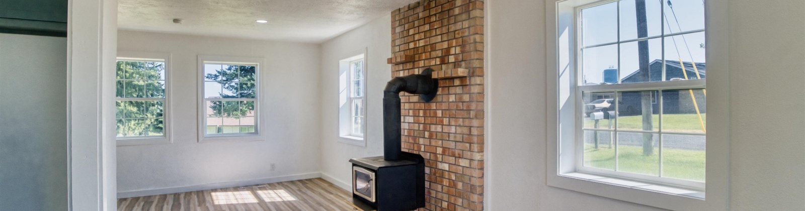 Grandview Ave, Sunnyside, Washington 98944, 4 Bedrooms Bedrooms, 0 ,1 BathroomBathrooms,Houses,For Sale,Grandview Ave,0,284500