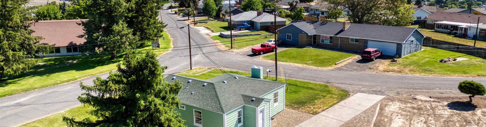 Grandview Ave, Sunnyside, Washington 98944, 4 Bedrooms Bedrooms, 0 ,1 BathroomBathrooms,Houses,For Sale,Grandview Ave,0,284500