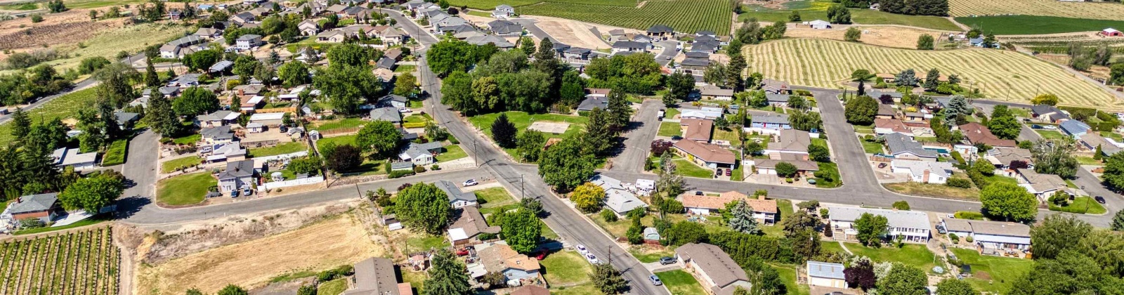 Grandview Ave, Sunnyside, Washington 98944, 4 Bedrooms Bedrooms, 0 ,1 BathroomBathrooms,Houses,For Sale,Grandview Ave,0,284500