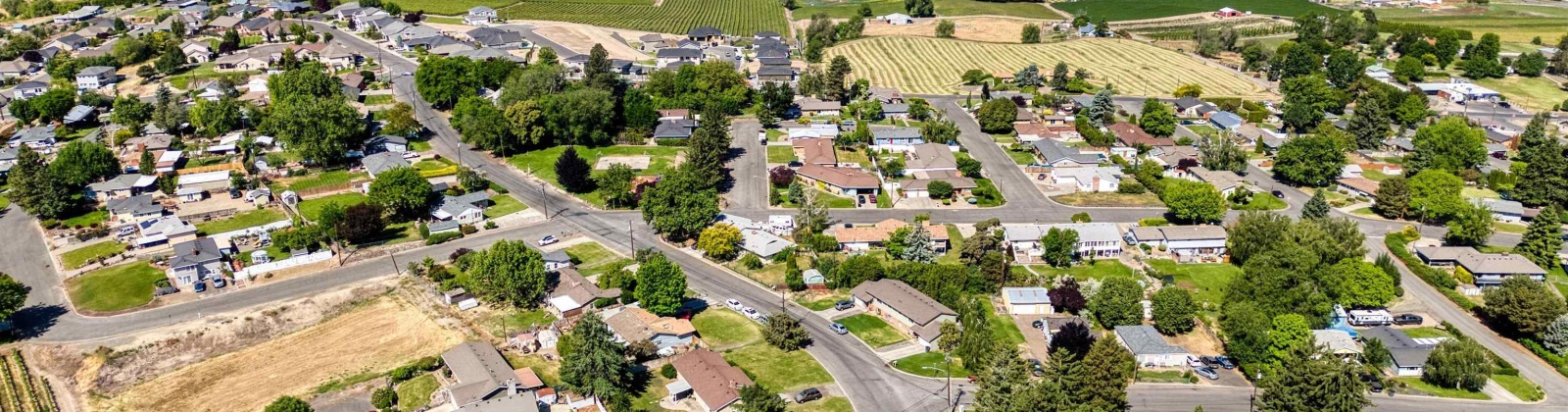 Grandview Ave, Sunnyside, Washington 98944, 4 Bedrooms Bedrooms, 0 ,1 BathroomBathrooms,Houses,For Sale,Grandview Ave,0,284500