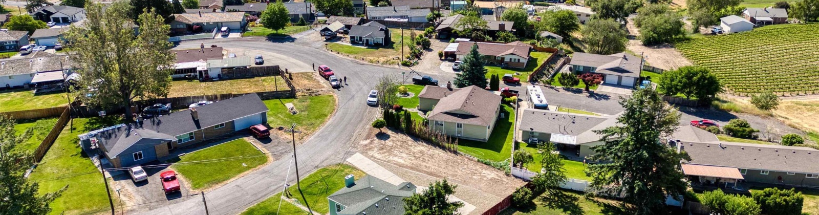 Grandview Ave, Sunnyside, Washington 98944, 4 Bedrooms Bedrooms, 0 ,1 BathroomBathrooms,Houses,For Sale,Grandview Ave,0,284500