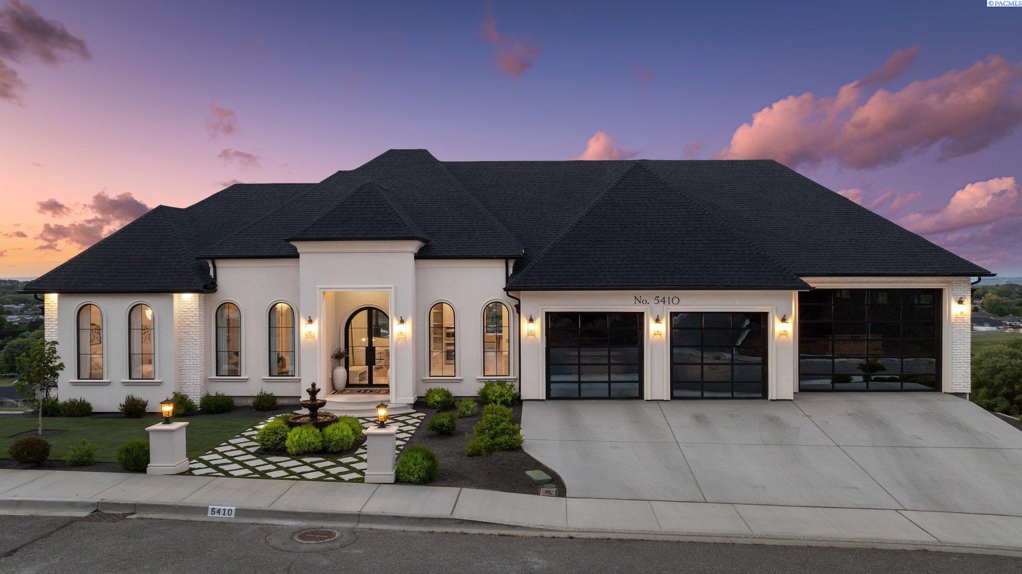 Hershey Lane, West Richland, Washington 99353, 4 Bedrooms Bedrooms, 0 ,5 BathroomsBathrooms,Houses,For Sale,Hershey Lane,0,284503