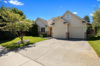 Newhaven Loop, Richland, Washington 99352, 3 Bedrooms Bedrooms, ,3 BathroomsBathrooms,Site Built-owned Lot,For Sale,Newhaven Loop,284010