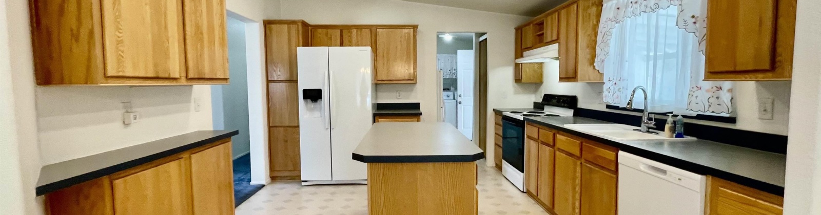 OIE Hwy #58, Prosser, Washington 99350, 3 Bedrooms Bedrooms, ,2 BathroomsBathrooms,Manufactured Rented Lot,For Sale,OIE Hwy #58,284013
