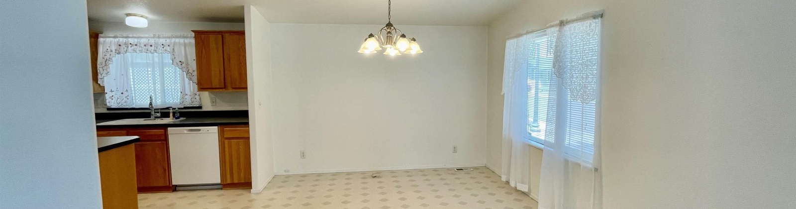 OIE Hwy #58, Prosser, Washington 99350, 3 Bedrooms Bedrooms, ,2 BathroomsBathrooms,Manufactured Rented Lot,For Sale,OIE Hwy #58,284013
