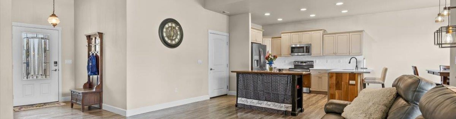 49th Ave, Kennewick, Washington 99337, 3 Bedrooms Bedrooms, ,2 BathroomsBathrooms,For Sale,49th Ave,284527