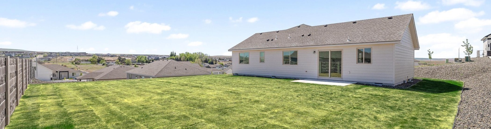 Osborne St, Kennewick, Washington 99338, 3 Bedrooms Bedrooms, ,2 BathroomsBathrooms,For Sale,Osborne St,284039