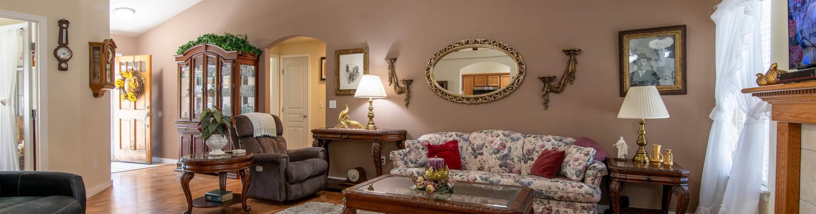 15th Ave, Kennewick, Washington 99338, 3 Bedrooms Bedrooms, ,2 BathroomsBathrooms,For Sale,15th Ave,284041