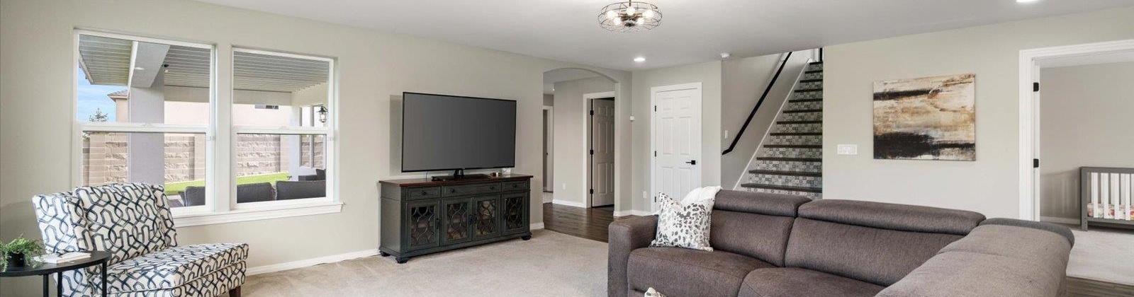 Meadow Hills Dr, Richland, Washington 99352, 6 Bedrooms Bedrooms, ,5 BathroomsBathrooms,For Sale,Meadow Hills Dr,284042