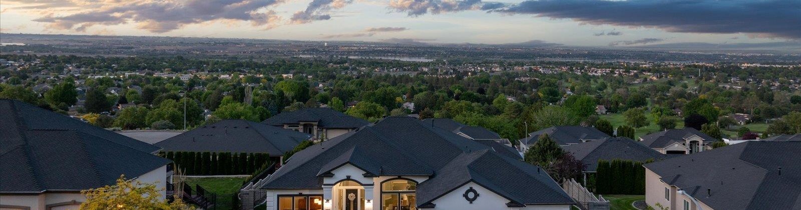 Meadow Hills Dr, Richland, Washington 99352, 6 Bedrooms Bedrooms, ,5 BathroomsBathrooms,For Sale,Meadow Hills Dr,284042