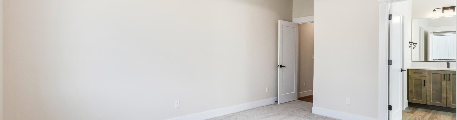 Centerline Ave, Richland, Washington 99354, 4 Bedrooms Bedrooms, 0 ,2 BathroomsBathrooms,Houses,For Sale,Centerline Ave,0,284054