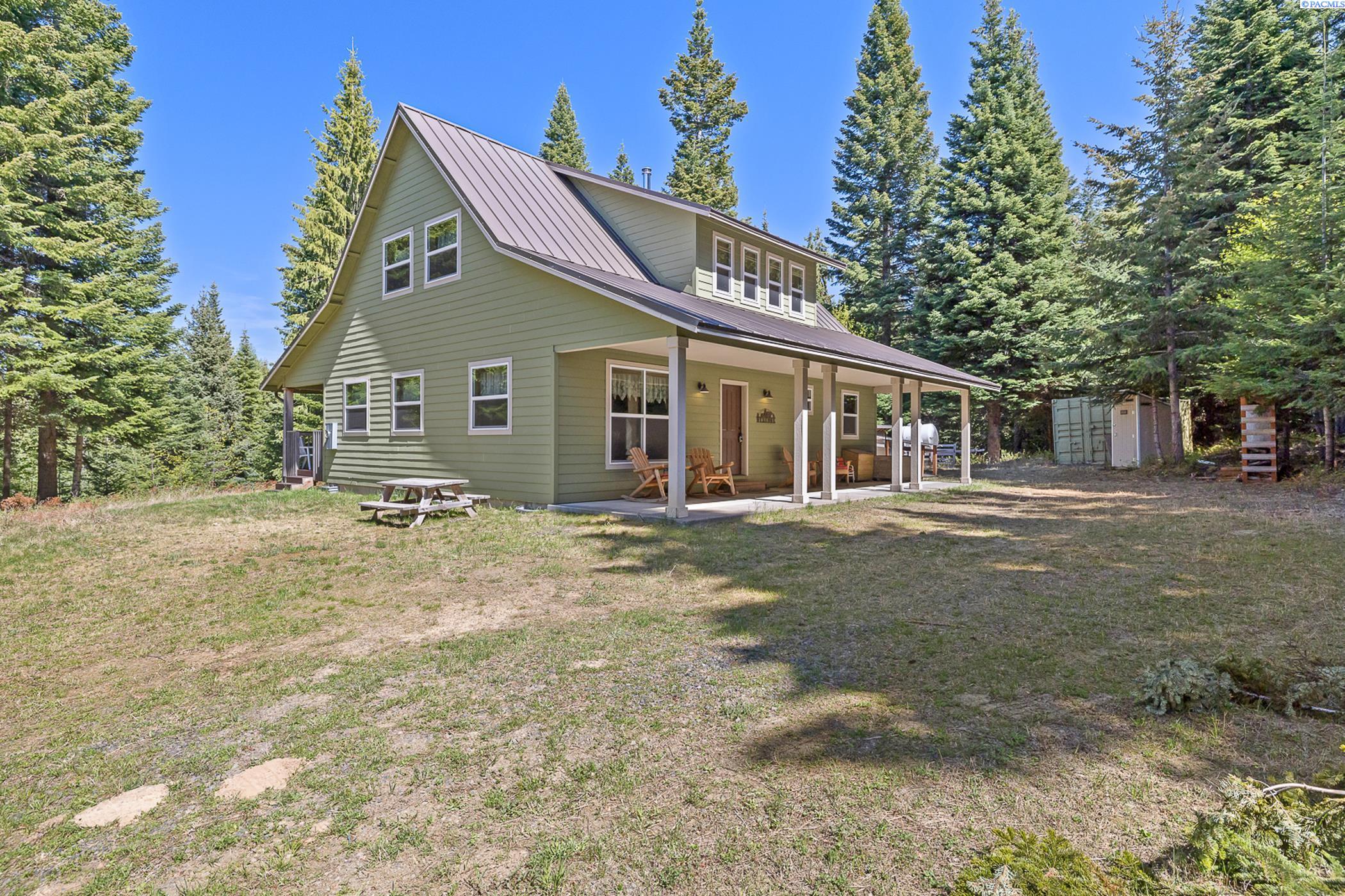 Lewis Peak Road, Waitsburg, Washington 99329, 3 Bedrooms Bedrooms, 0 ,2 BathroomsBathrooms,Houses,For Sale,Lewis Peak Road,0,284069