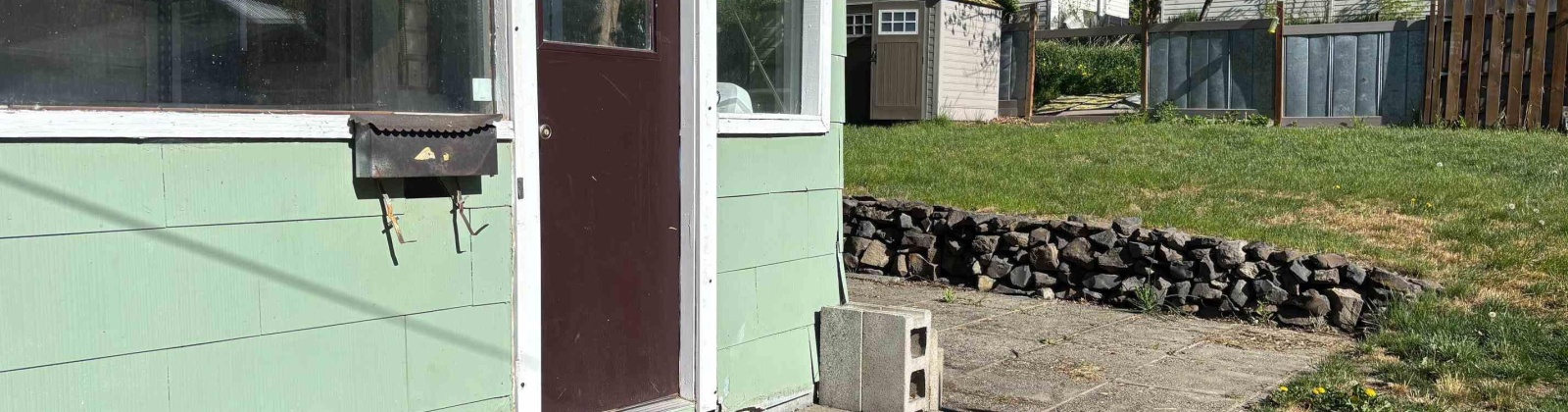 Mohr, Palouse, Washington 99161, 2 Bedrooms Bedrooms, ,1 BathroomBathrooms,Site Built-owned Lot,For Sale,Mohr,284070