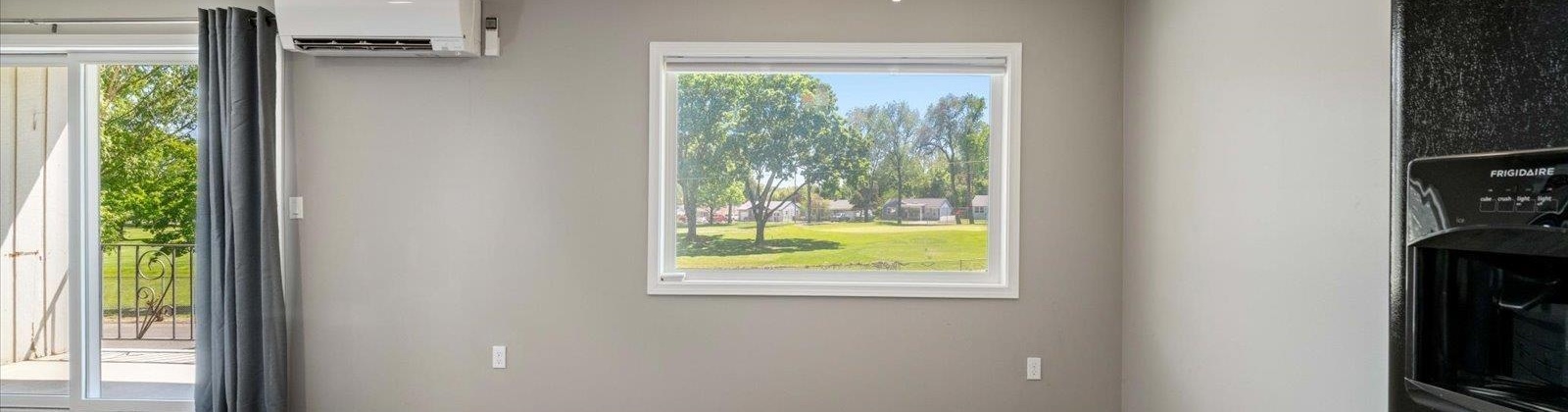 Waverly Place, Kennewick, Washington 99336, 2 Bedrooms Bedrooms, ,1 BathroomBathrooms,Co-op,For Sale,Waverly Place,284092